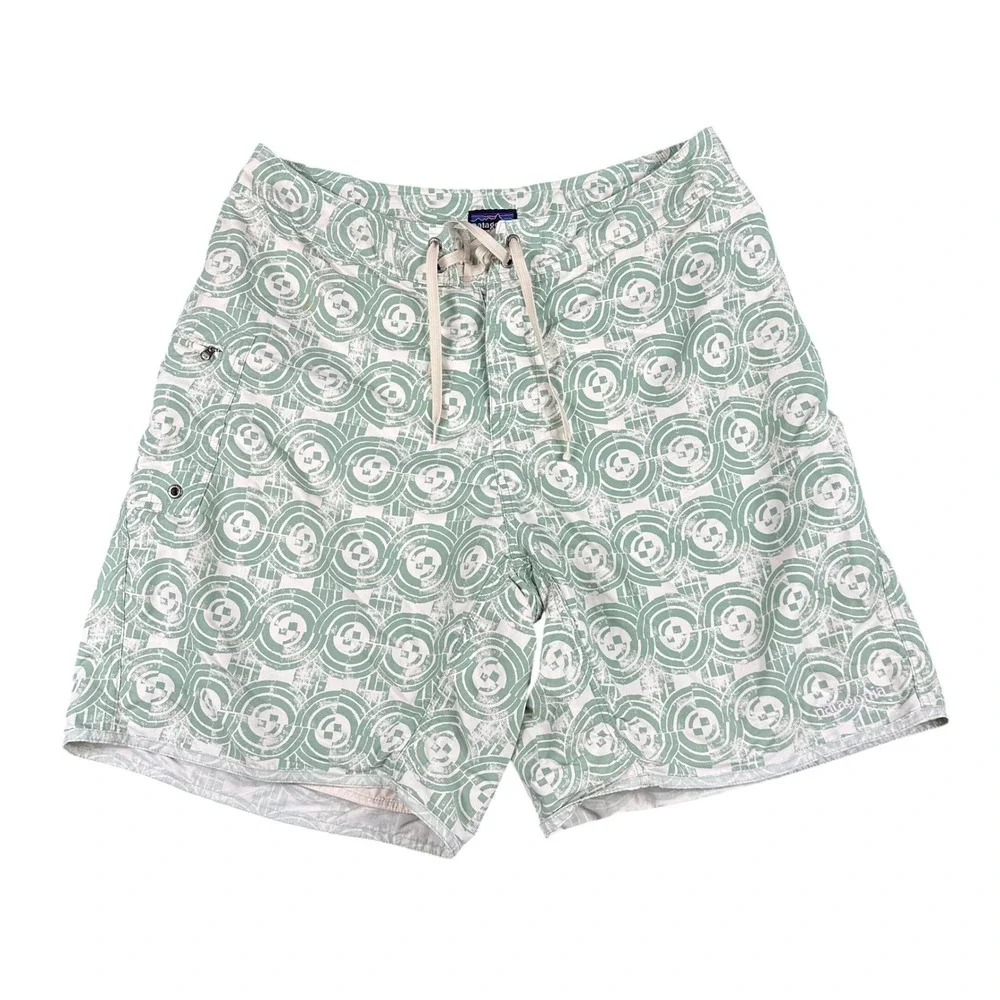 Patagonia Mens Boardshorts 35 Green Geometric Print Swim Trunks Gorpcore Summer